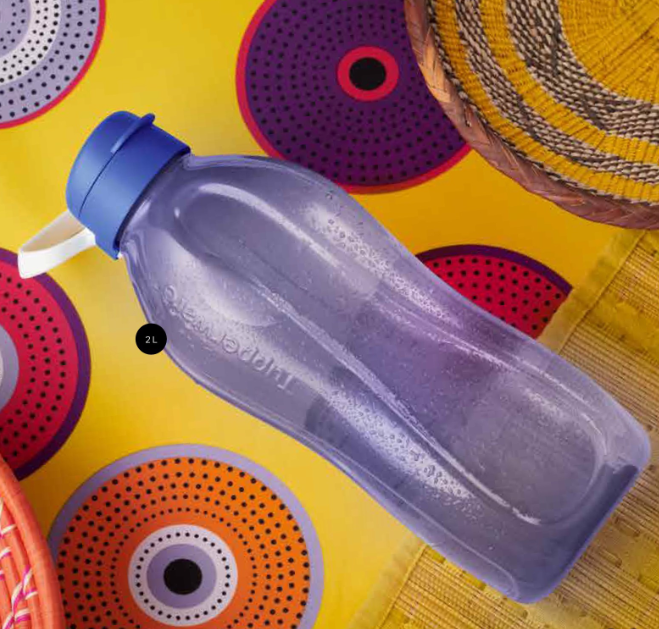 tupperware 2 liter bottle